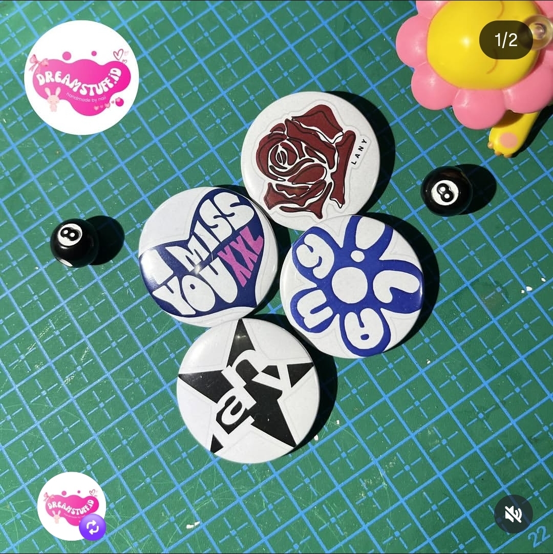 Pin custom dreamstuff.id