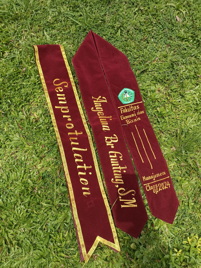 Selempang Wisuda